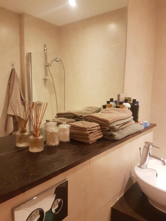 London City View Apartment, Short Walk To Tower Bridge, Free Parking Londres Exterior foto